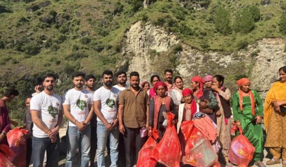 Bahra University Students Launch “Mission Himmat” to Support Flood-Affected Families and Children in Himachal Pradesh