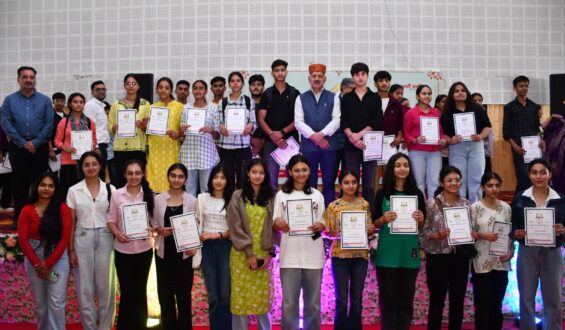 शिक्षा में गुणवत्ता लाने के लिए प्रदेश सरकार संकल्पित – नगर नियोजन, आवास, तकनीकी शिक्षा तथा व्यवसायिक एवं औद्योगिक प्रशिक्षण मंत्री राजेश धर्माणी