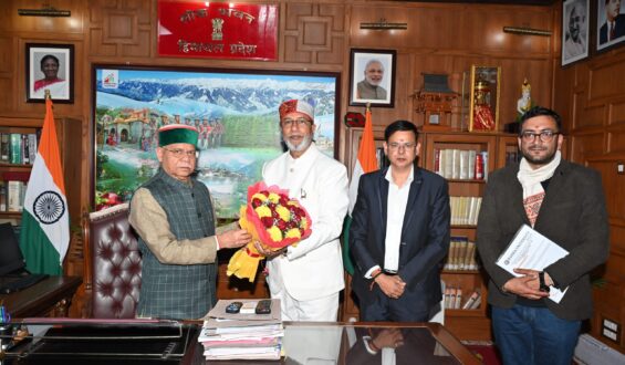Bahra University’s Vice Chancellor, Prof. (Dr.) K.K. Dave paid a courtesy visit to the His Excellency Hon’ble Governor of Himachal Pradesh, Shri Shiv Pratap Shukla Ji, at Lok Bhavan