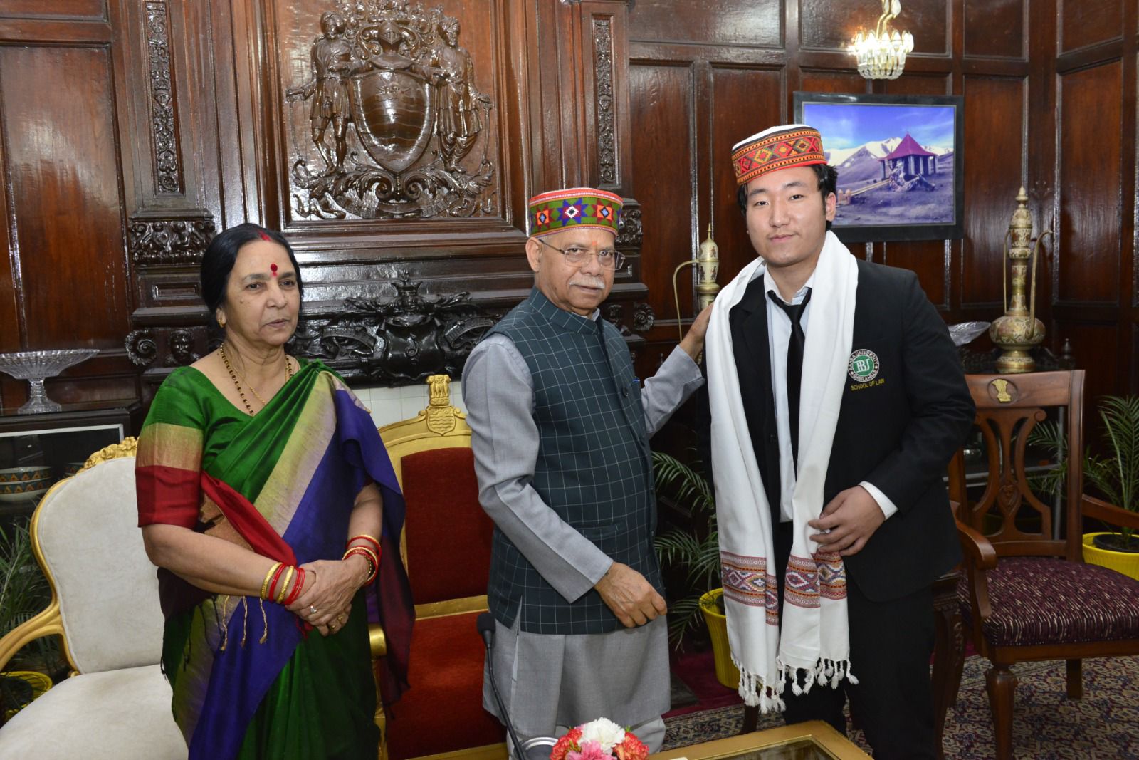 Bahra University takes immense pride in sharing that students from Arunachal Pradesh and Mizoram, under the Cultural Exchange Program, had the esteemed opportunity to visit Lok Bhawan today.